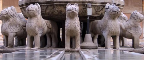 Patio de Leones de la Alhambra de Granada