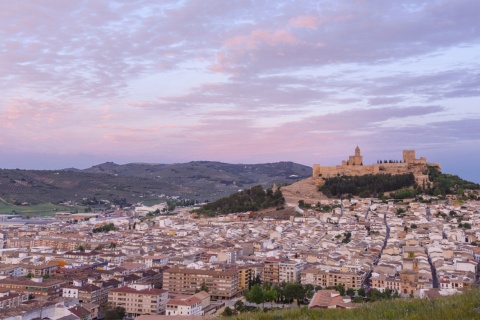 Vue panoramique d’Alcalá la Real (province de Jaén, Andalousie)