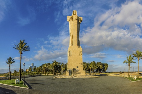 Monumento a Colón, en Huelva