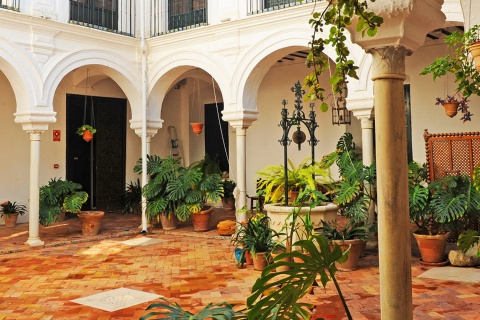 Patio Muzeum Miasta Carmona. Sewilla