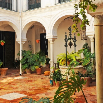 Patio Muzeum Miasta Carmona. Sewilla