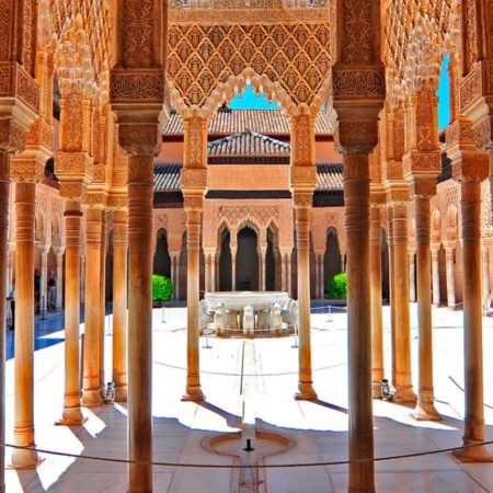 Löwenhof der Alhambra in Granada