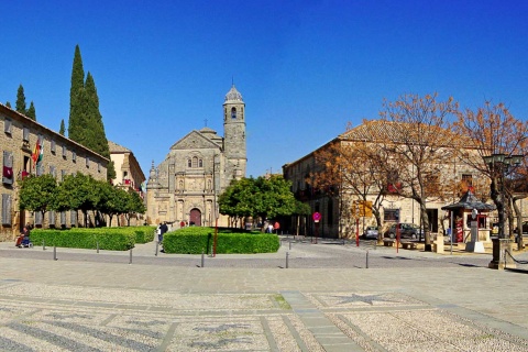 Plaza Vázquez de Molina