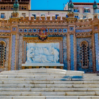 Stairs and fountain of Los Amantes de Teruel