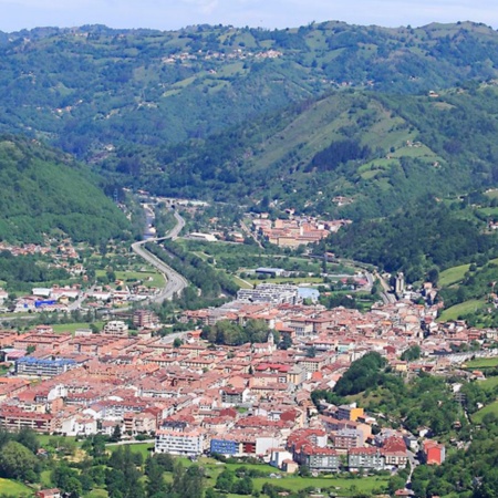 Stadtansicht von Pola de Laviana, Asturien