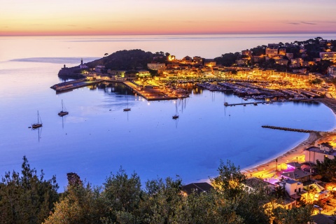 Puerto de Sóller, en la isla de Mallorca (Islas Baleares)