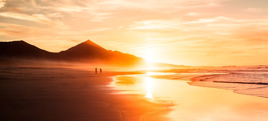 Coucher de soleil sur la plage de Cofete, Fuerteventura