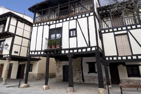 Casas tradicionais em Covarrubias (Burgos, Castela e Leão)