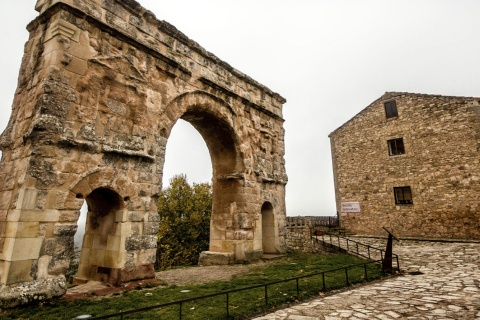 Łuk triumfalny w Medinaceli, Soria (Kastylia i León)