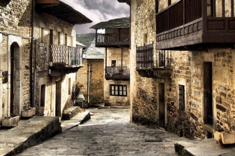 Via tipica di Puebla de Sanabria, a Zamora (Castiglia e León)