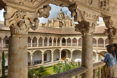 Claustro del Convento de Dueñas