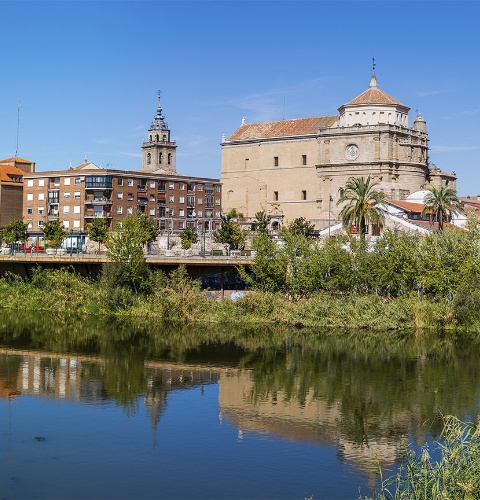 Vista del río Tajo a su paso por Talavera de la Reina