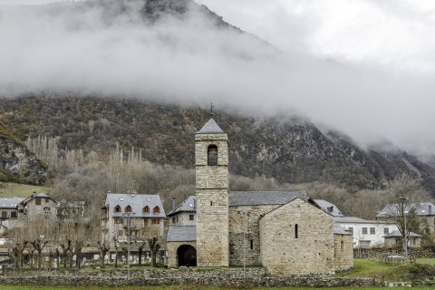 Iglesia de Sant Feliú de Barruera (Lleida, Cataluña)