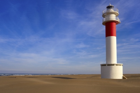 Phare de Fangar à Deltebre (province de Tarragone, Catalogne)