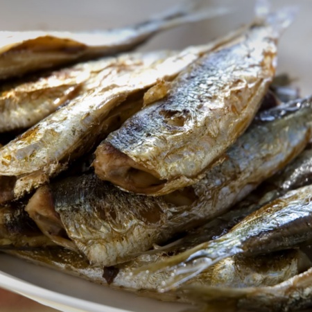 Fried anchovies