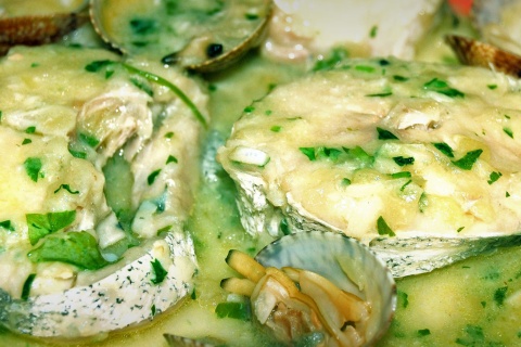 Fish in green sauce