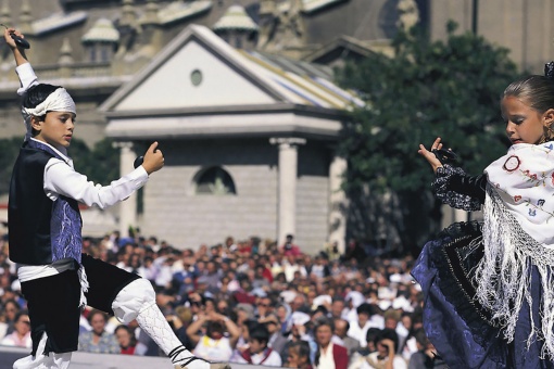 Regional dances during the fiestas of El Pilar Zaragoza