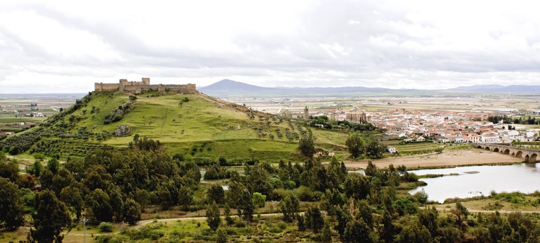 Vista panorâmica do castelo de Medellín