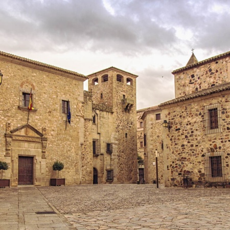 Plaza de Santa María de Cáceres (Extremadura)