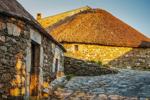 Pallozas in O Cebreiro, Lugo