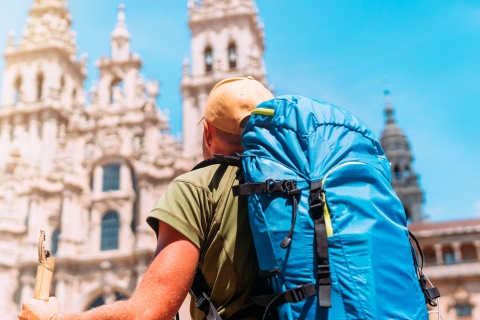 Pilger vor der Kathedrale von Santiago de Compostela