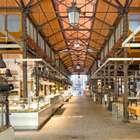 Interior del Mercado San Miguel, Madrid