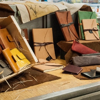 Stand „Maniobras Reciclantes“. Markthalle San Fernando. Madrid