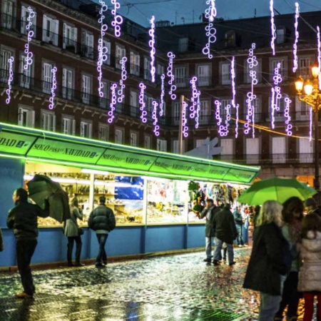 Weihnachten auf der Plaza Mayor in Madrid