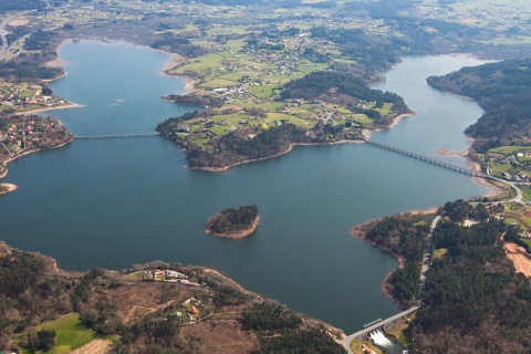 Represa de Abegondo na reserva da biosfera marinas Corunhesas