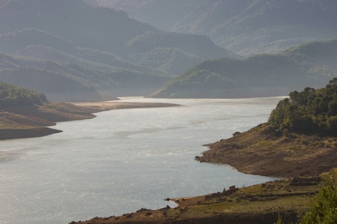 Stausee im Gebirgszug Sierra del Segura