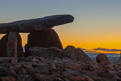 Dolmen Chabola de la Hechicera en Elvillar. Álava