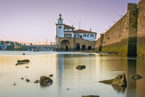 Leuchtturm von Getxo. Bizkaia