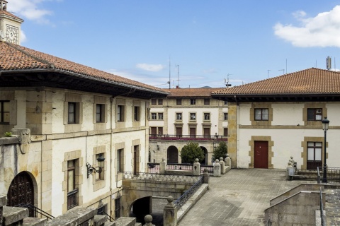 Casco antiguo de Gernika, en Bizkaia (País Vasco)