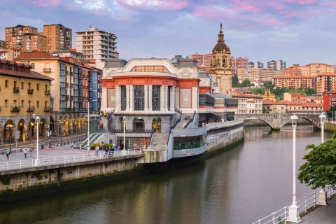 Bazar La Ribera od zewnątrz, Bilbao