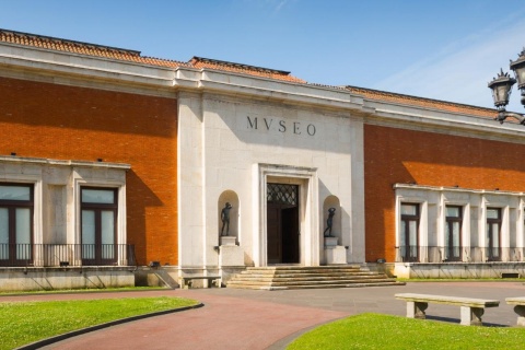 Vue extérieure du musée des beaux-arts de Bilbao