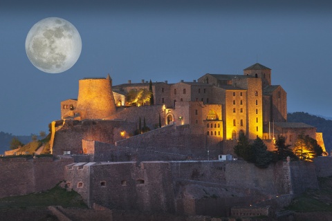 Veduta esterna del Parador de Cardona