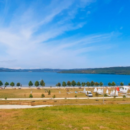 Plaża Jeziora As Pontes w A Coruña, Galicja