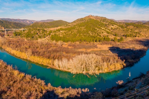  Hoces del Cabriel, the river on its pass through Cofrentes, Valencia