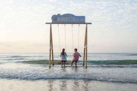 Swing at the Concha de Oropesa de Mar beach in Castellón, Region of Valencia