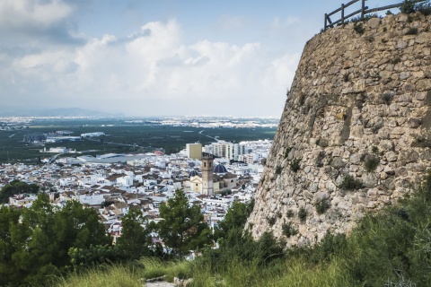 Vues d’Oliva (province de Valence) depuis le château de Santa Ana