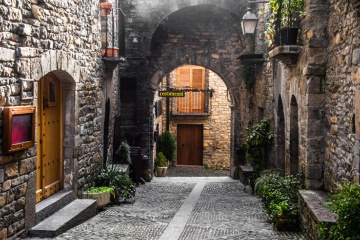 Una via di Aínsa. Huesca