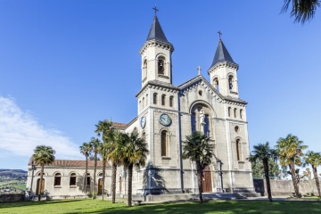 Kościół Jesús Nazareno w Cudillero. Asturia