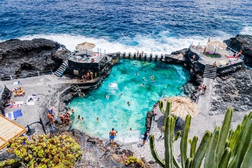 Piscine bleue à San Andrés, île de La Palma, Îles Canaries