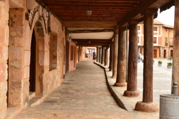 Plaza Mayor w Ayllón (Segowia, Kastylia-León)