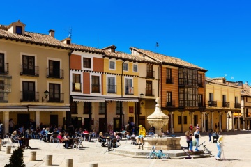 Ruas de El Burgo de Osma (Sória, Castilla y León)