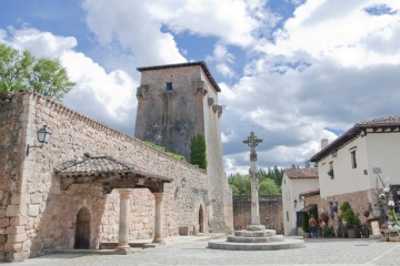 Torreón Fernán González à Covarrubias (province de Burgos, Castille-et-León)