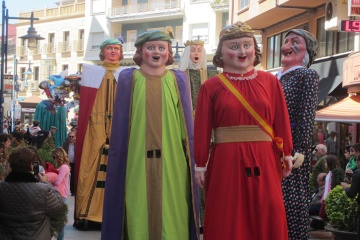 Sfilata di giganti e testoni durante la festa di Las Mondas, a Talavera de la Reina (Toledo, Castiglia-La Mancia)