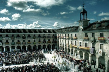 Procession du dimanche de résurrection de la semaine sainte d’Ocaña