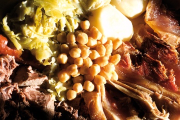 Dish of cocido stew at the communal meal during the Feira do Cocido in Lalín (Pontevedra, Galicia)