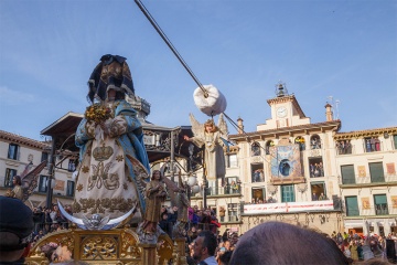 Una bambina è la protagonista della “Discesa dell